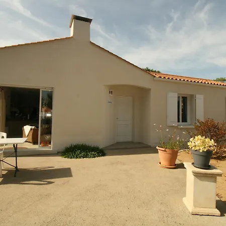 Hébergement de vacances Maison Le Phare, Jardin Privé, Proche - Fr-1-22-362 La Tranche-sur-Mer